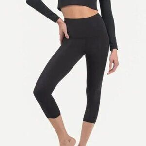 Sweetflexx Women's Hi-Rise Resistance Leggings in Black